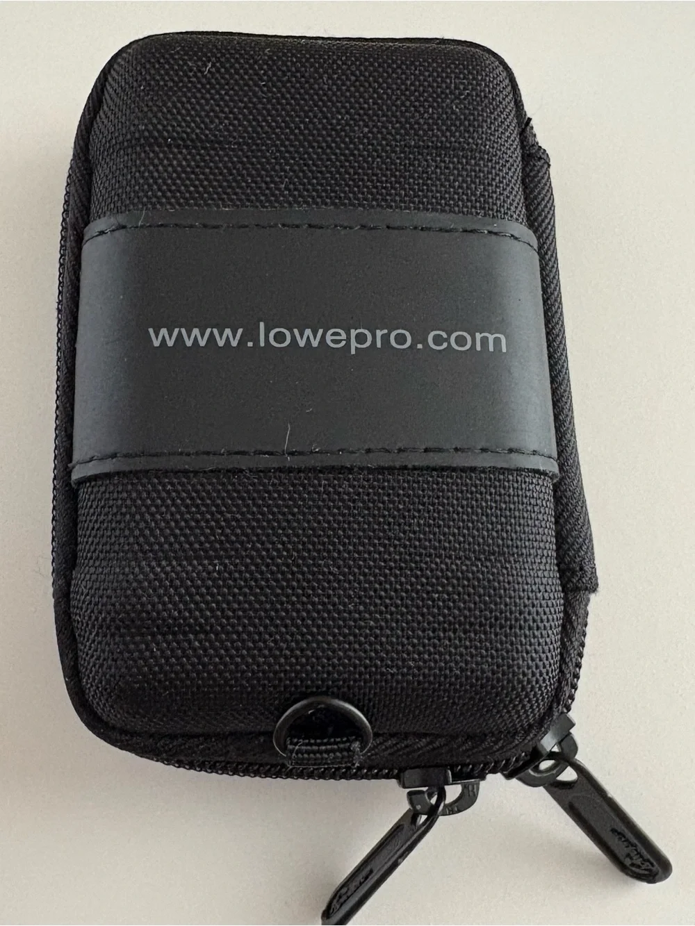 Lowepro Santiago 20 Camera Case (Black)